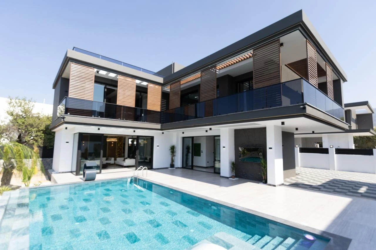 Contemporary two-storey villa and swimming pool in Kyrenia